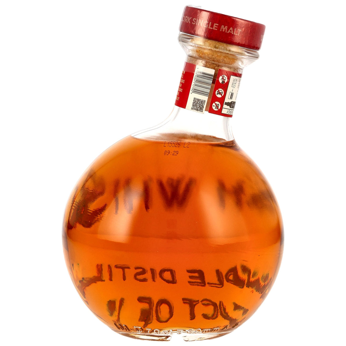 Schwarzbach Spirits West Cork Maritime 5 Jahre Port Cask Whiskey in einer runden Flasche mit bernsteinfarbener Flüssigkeit