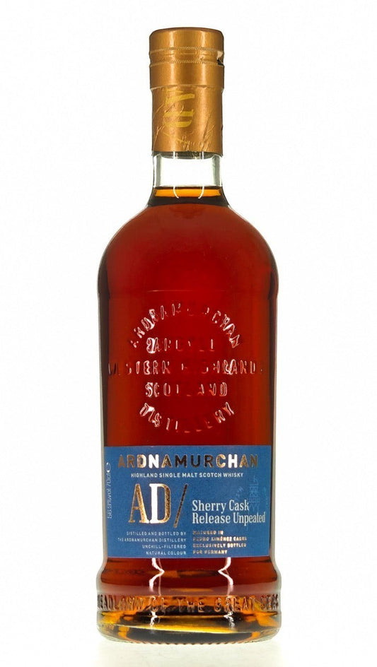 Schwarzbach Spirits Ardnamurchan Sherry Cask Release Unpeated Single Malt Whisky mit tiefdunkler Farbe in 0,7l Flasche.