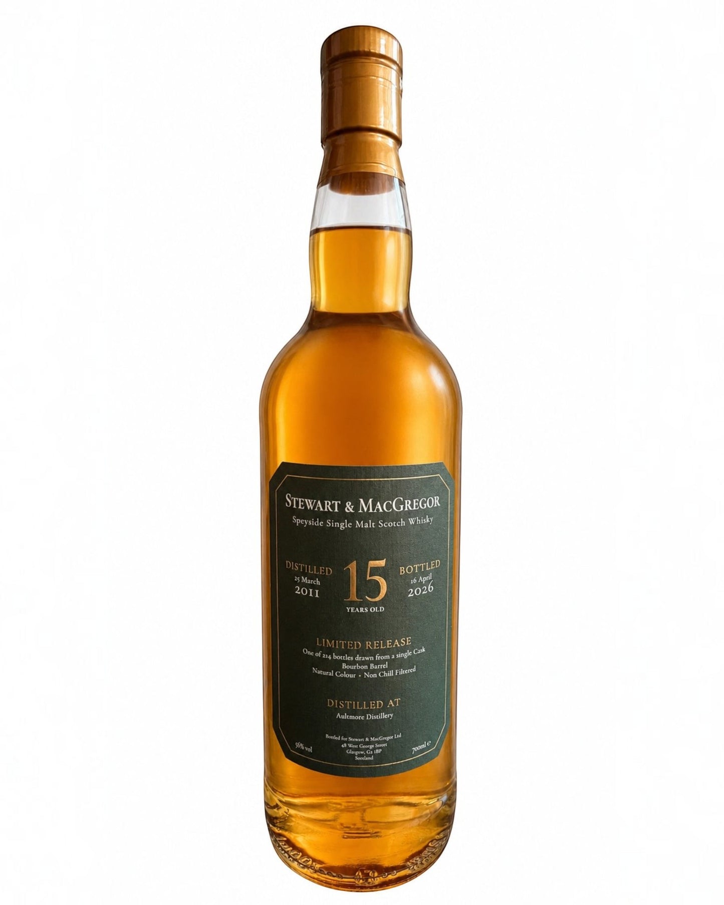 Schwarzbach Spirits Aultmore 15 Jahre Single Malt Scotch Whisky in einer Glasflasche mit dunkelgrünem Etikett.