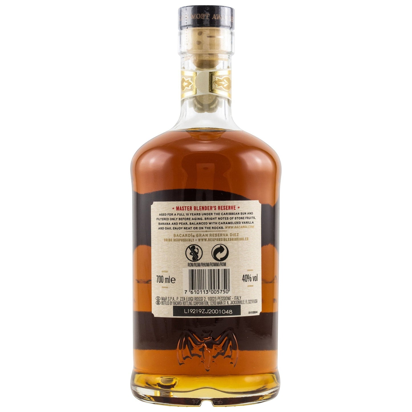 Schwarzbach Spirits Bacardi Gran Reserva Diez Rum Flaschenrueckseite mit Etikett und Informationen zur 10-jaehrigen Reife