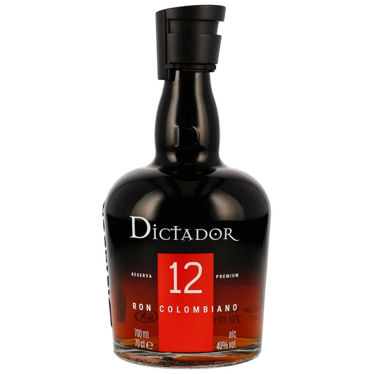 Schwarzbach Spirits - Dictador 12 Jahre Ron Colombiano, 40% Vol., 700ml Flasche mit schwarzem Verschluss und rotem Etikett mit der Zahl 12.
