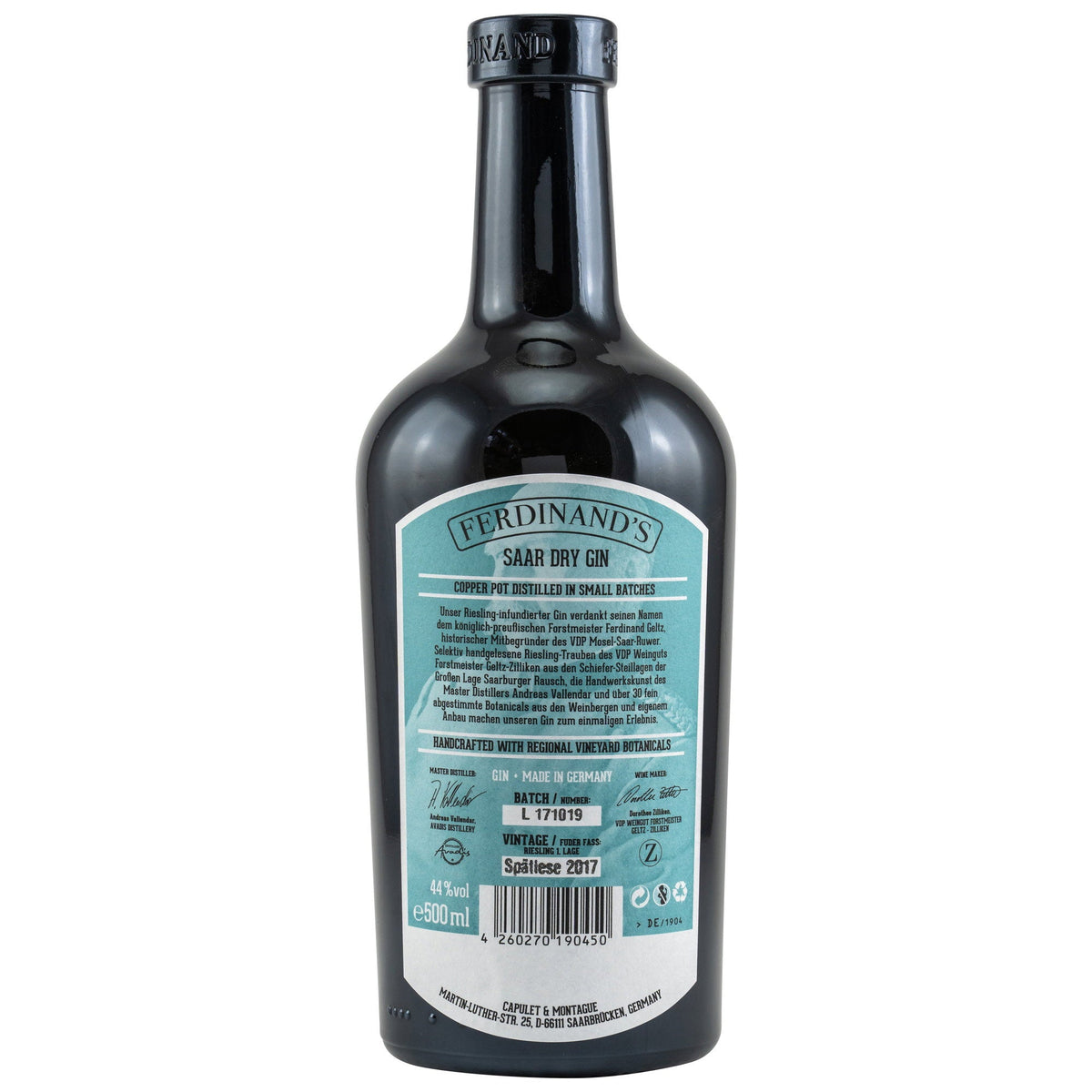 Schwarzbach Spirits Ferdinand's Saar Dry Gin Flasche mit blauem Etikett und Informationen zur Riesling-Infusion
