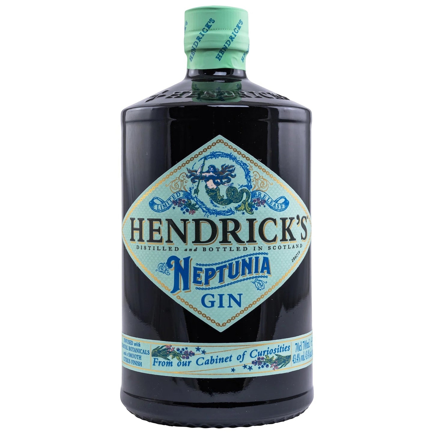 Schwarzbach Spirits: Hendrick's Neptunia Gin, limitierte Edition mit maritimen Botanicals, Rose, Gurke und Zitrusnoten.