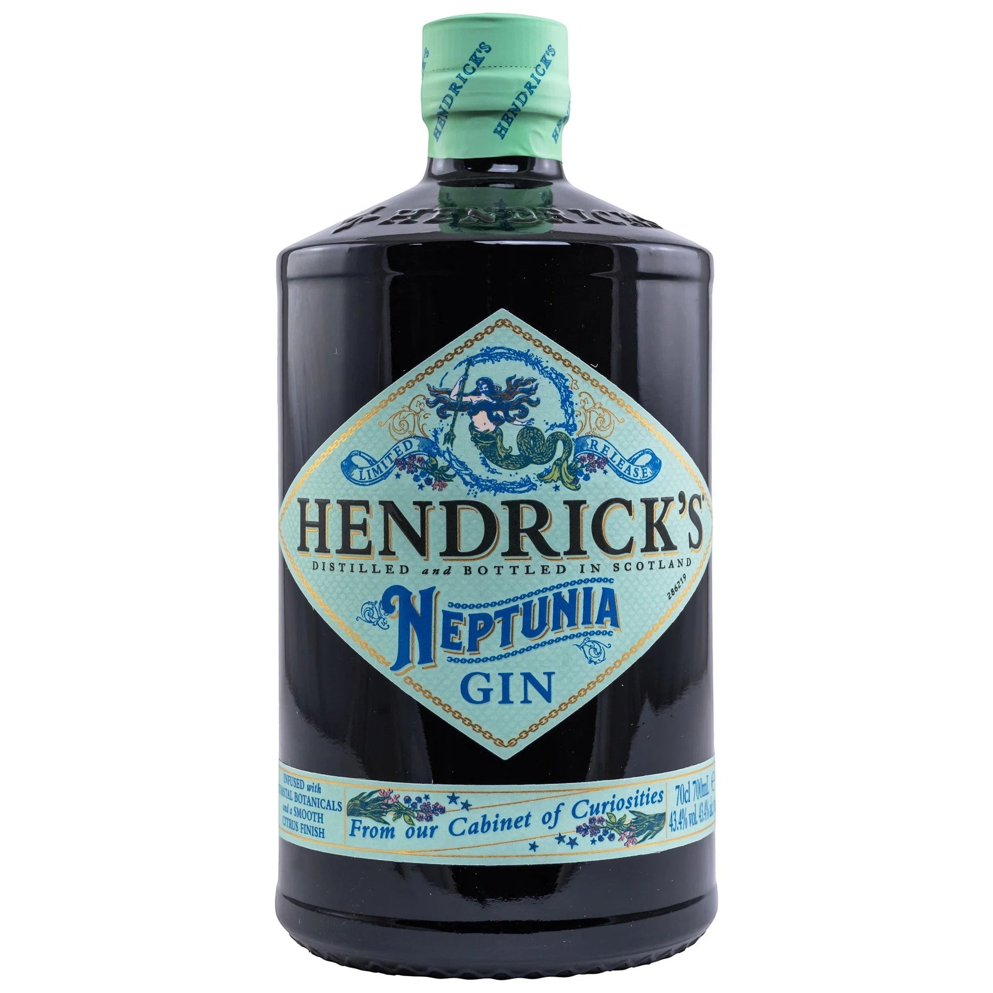 Schwarzbach Spirits: Hendrick's Neptunia Gin, limitierte Edition mit maritimen Botanicals, Rose, Gurke und Zitrusnoten.