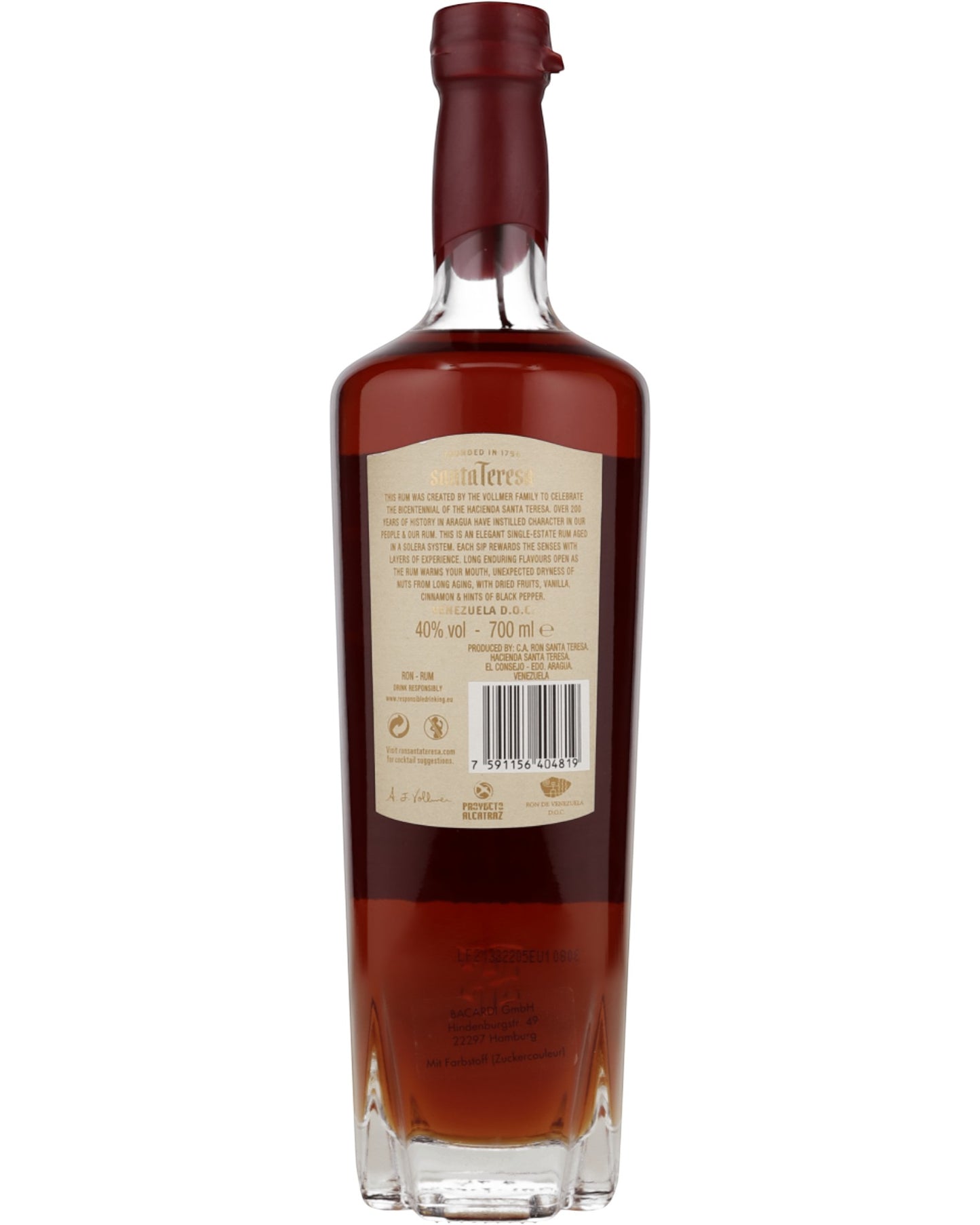 Schwarzbach Spirits Santa Teresa 1796 Solera Rum Flaschenrückseite mit Etikett und Informationen zum venezolanischen Rum